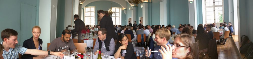 A panorama of one of the conference lunches at Rencontres de Blois. Physicists gathered after the morning sessions to discuss the talks, relax, and talk about everything else on their minds, from science communication to sci-fi novel series.